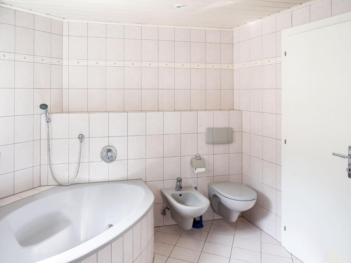 Scenic Apartment In Rattenberg Near Reintaler See Lake Exterior photo